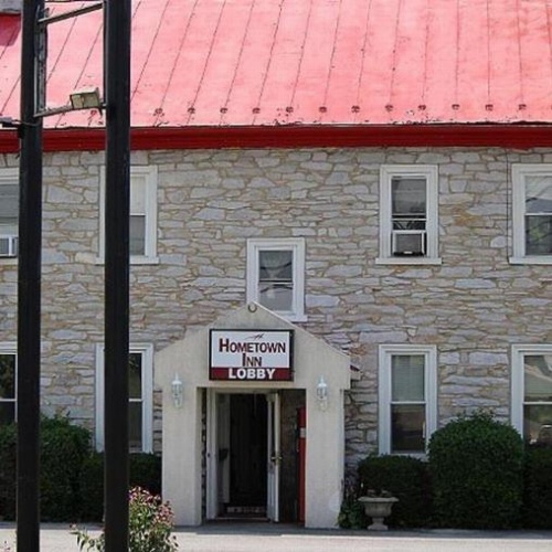 Hometown Inn Staunton image 15